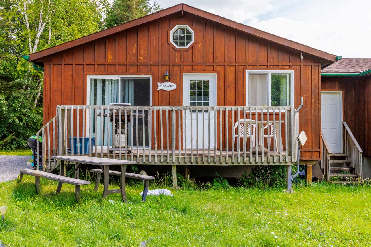 Catalina Bay Resort Algonquin Cottage